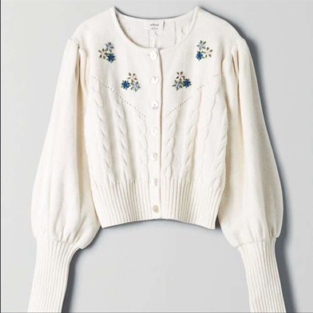 Aritzia Wilfred Canto Cream cable knit button cardigan sweater